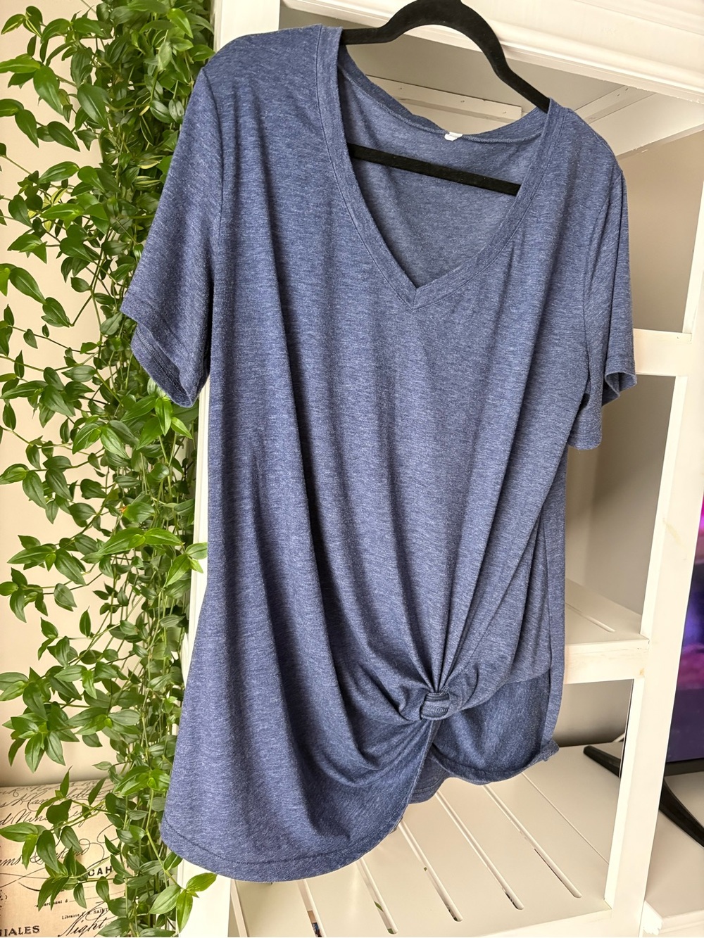 comfortview Heather Navy Blue Short-Sleeve V-Neck Knot Tee